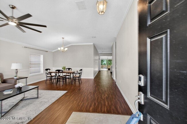 Photo - 1634 Majestic View Ln