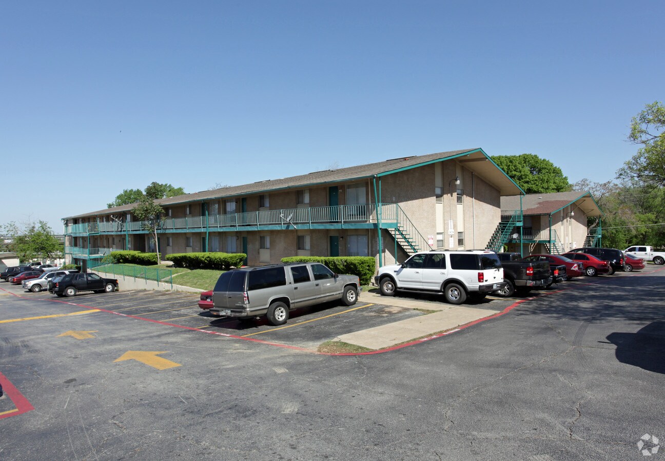 Meadows Apartments - Meadows Apartments