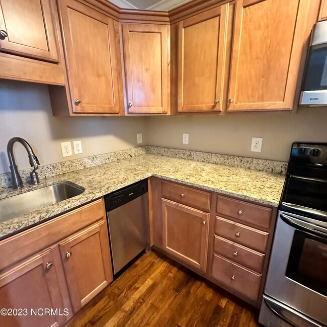 Photo - 80 Market Square Unit 2