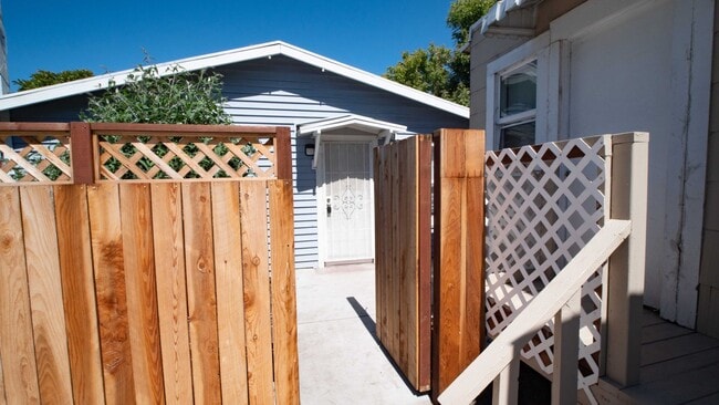 Photo - vallej Unit C