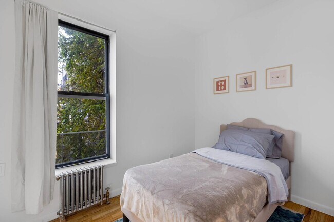 Photo - 308 E 118th St Unit ID1285574P