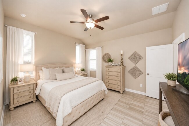 Photo - 6110 Dovetail Cliff Ct