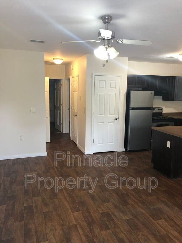 Photo - 7205 Maple Valley Rd