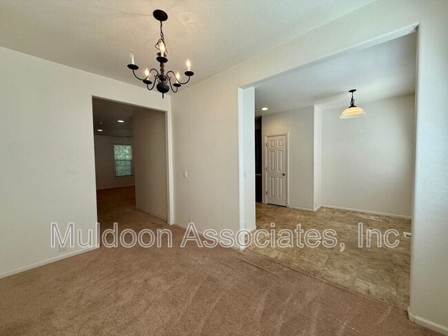 Photo - 2273 Falkirk Dr