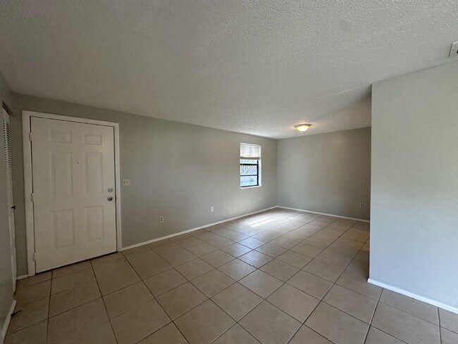 Photo - Cedarwood Condominiums Unidad 600B