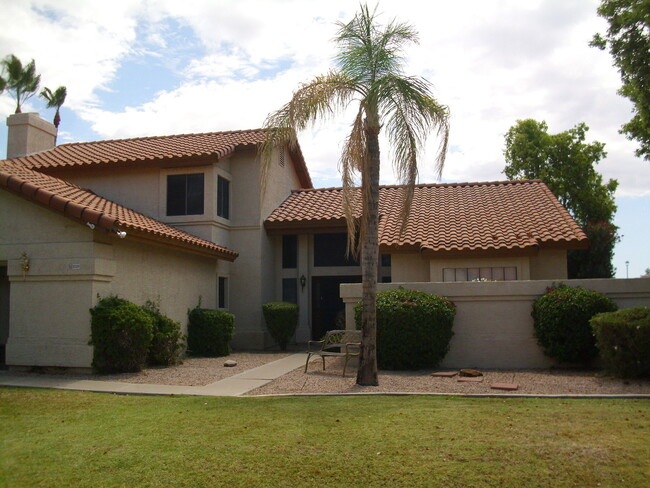 Very Spacious 3 Bed/3 Bath w/Pool in Scott... - Very Spacious 3 Bed/3 Bath w/Pool in Scott... Casa