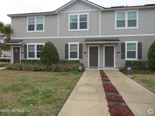 Building Photo - 575 Oakleaf Plantation Pkwy Rental