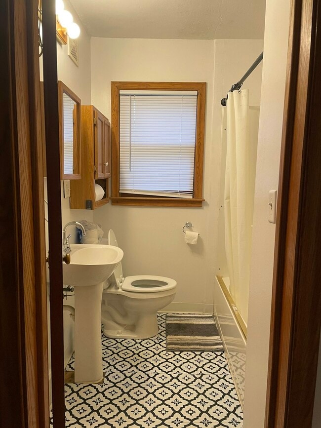 Photo - 516 S 4th St