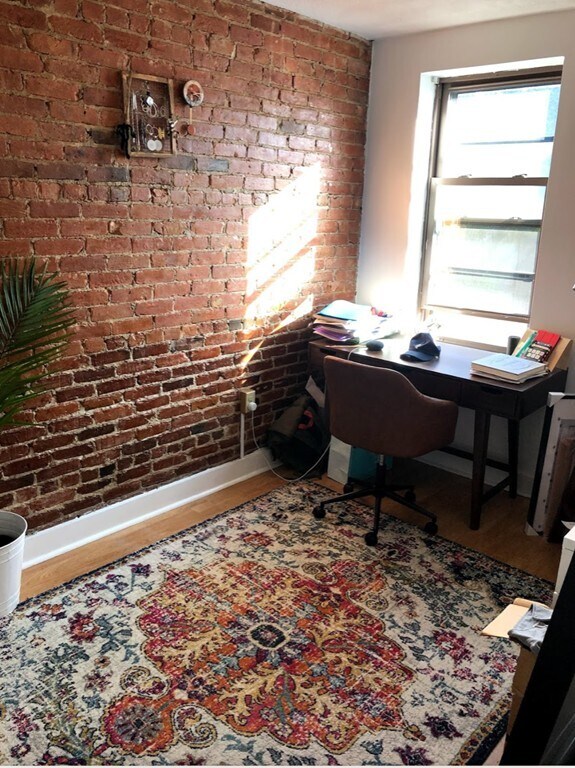 Photo - 283 W 3rd St Unit 2