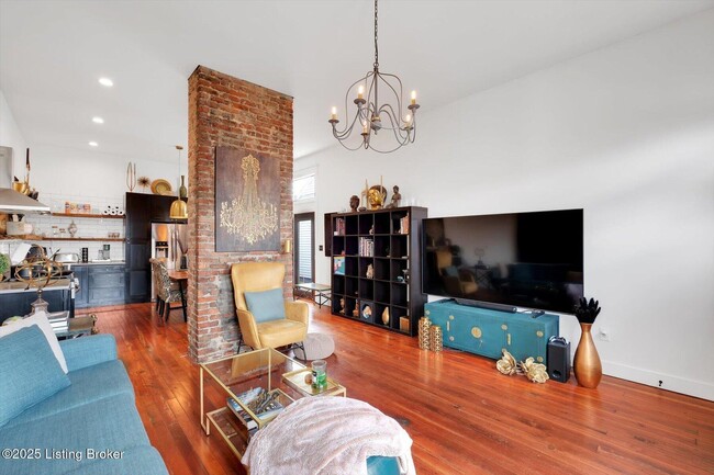 Photo - 1117 Lydia St