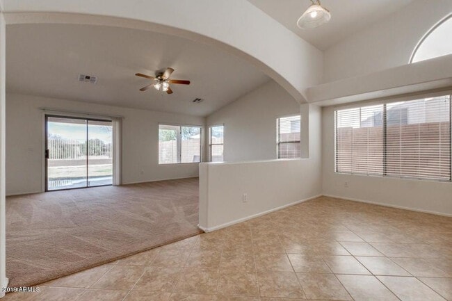 Photo - 42376 W Chisholm Dr