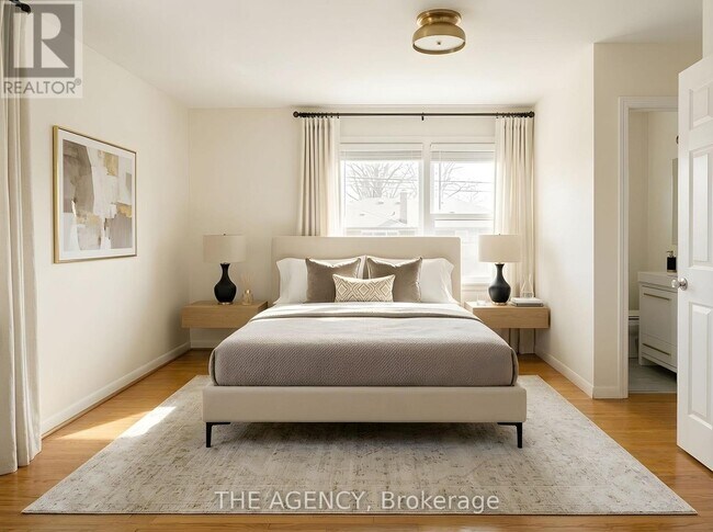 Photo - 64 Farningham Crescent