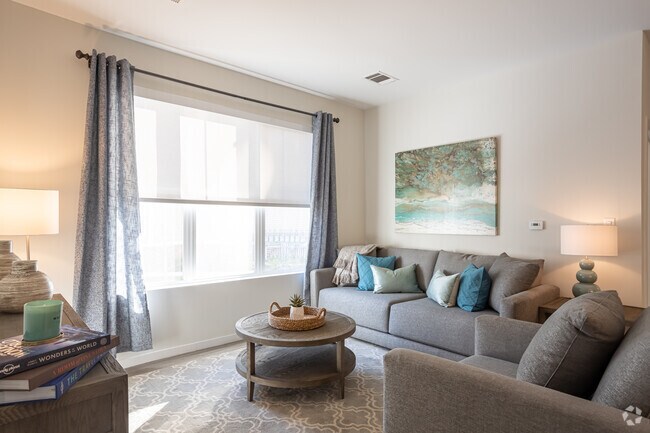 2BR, 2BA