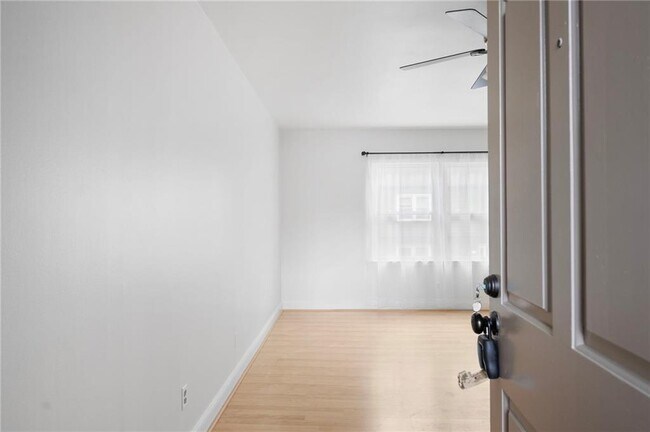 Photo - 757 Houston Mill Rd NE Unit 5