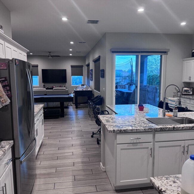 Photo - 15753 W Melvin St