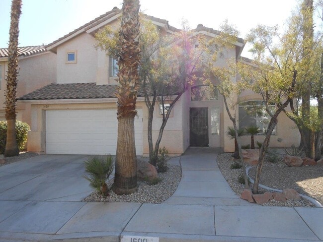 Great 2 Story Home in the NW - Great 2 Story Home in the NW