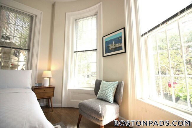 Photo - 538 E Broadway Unit 3