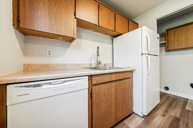 Photo - 5847-5855-5855 SE Holgate Blvd Unit 5855
