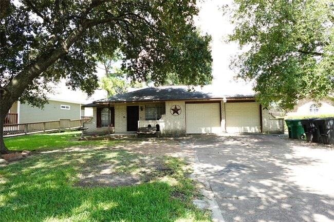 Building Photo - 11115 BurningBush Ln Rental