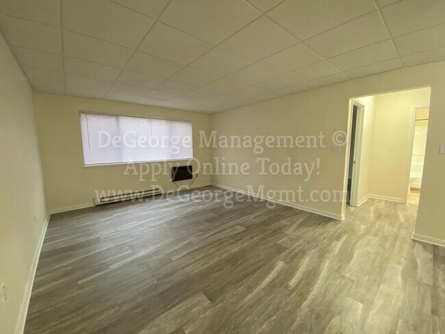 Parkway Apartments