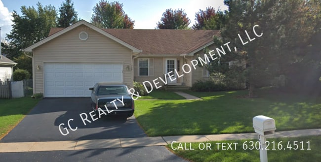 Building Photo - 735 Grandview Dr Rental