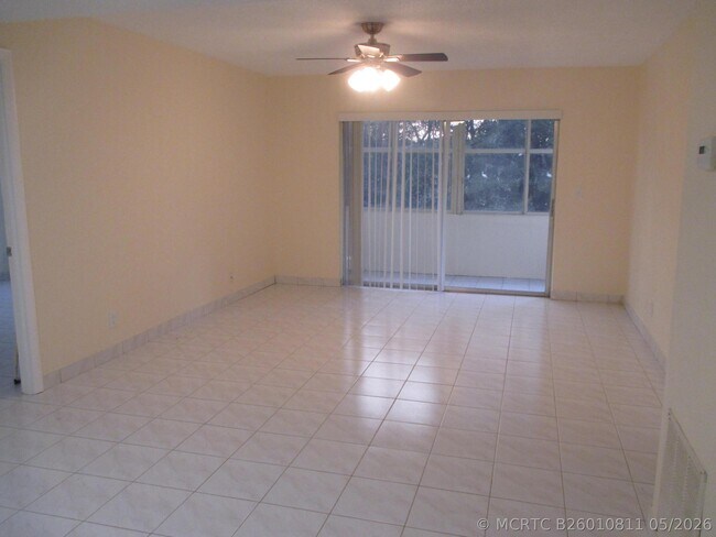Photo - 200 Lake Carol Dr