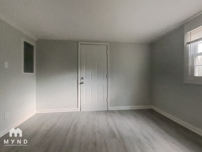 Photo - 2380 Brackett Rd