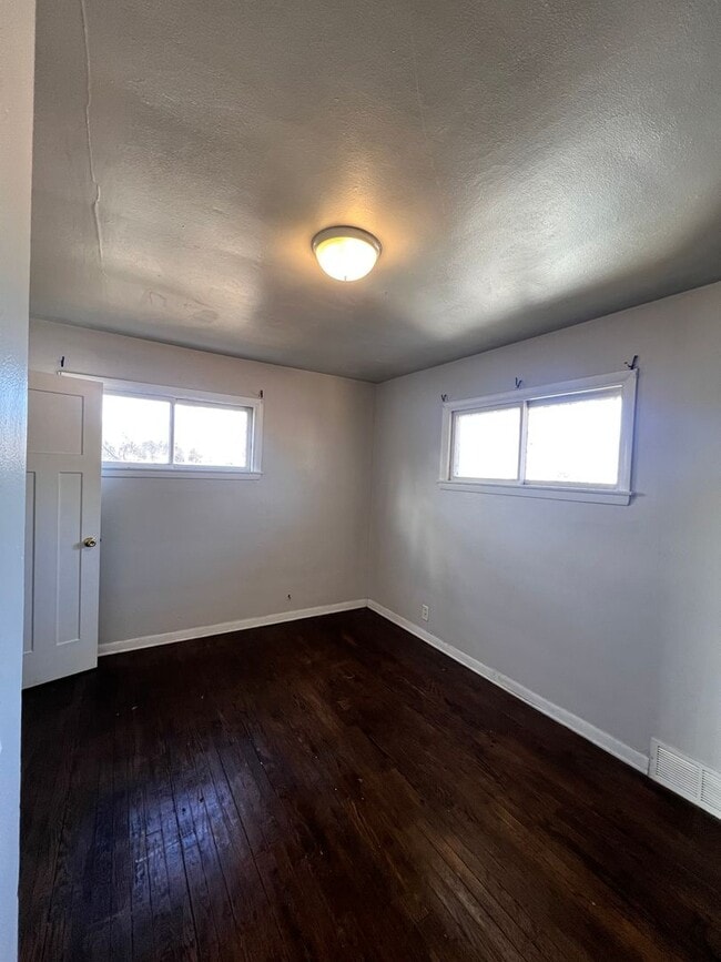 Photo - 5915-5917 N. 65th St. Unit 5917-Upper