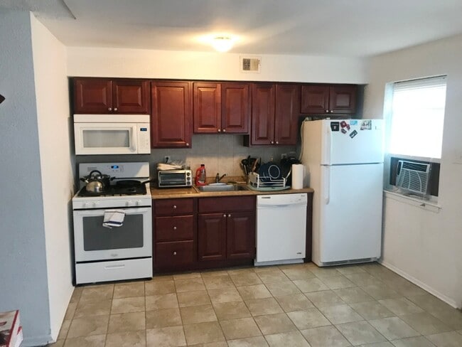 Photo - 2116 N 11th St