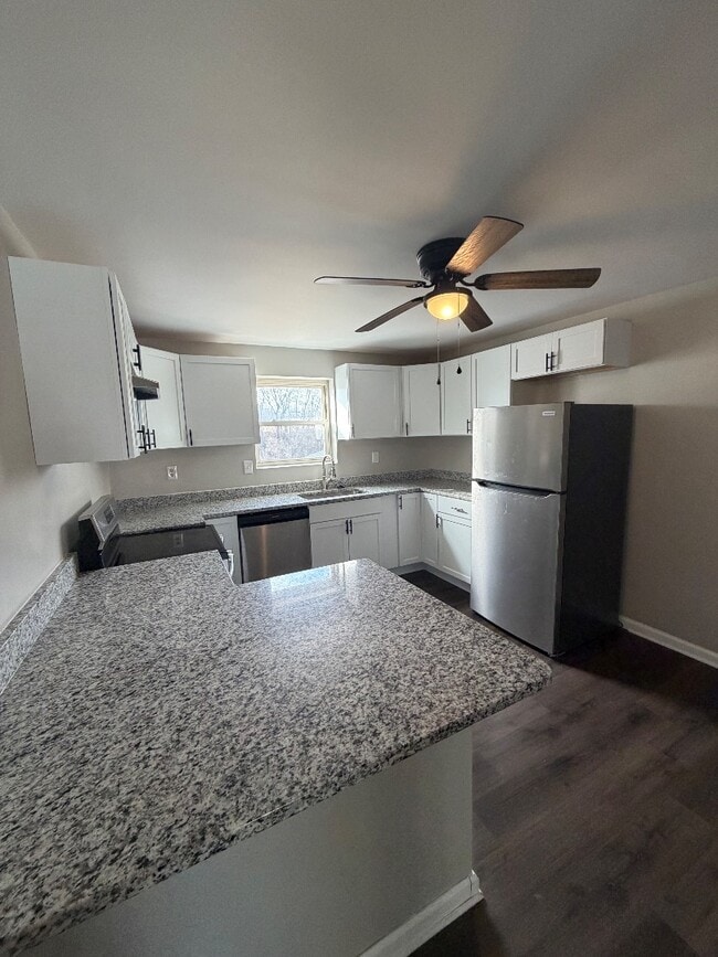 Photo - 5 E Green St