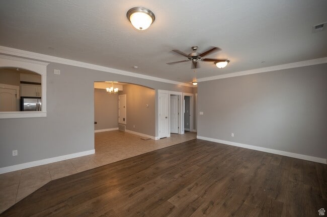 Photo - 1843 N Crest Rd