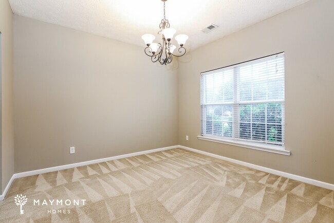 Photo - 5601 Victoria Pl