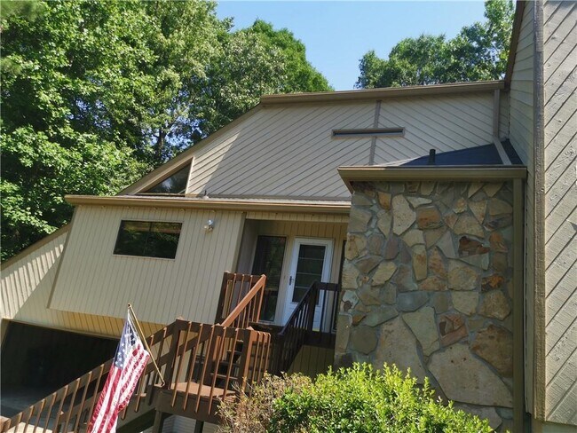 Photo - 2521 Oakrill Rd House