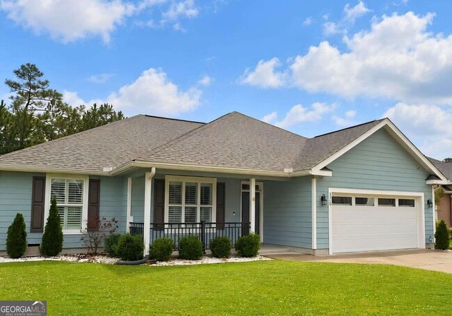 320 Daniel Trent Way