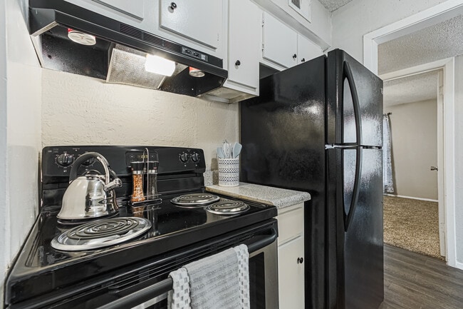 Photo - The Retreat at 2818