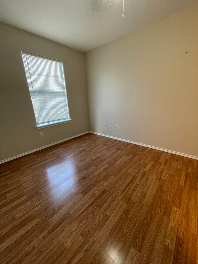 Photo - 700 W Fern Ave Unidad 22