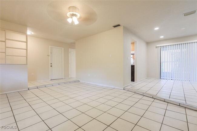 Photo - 4024 Gingold St