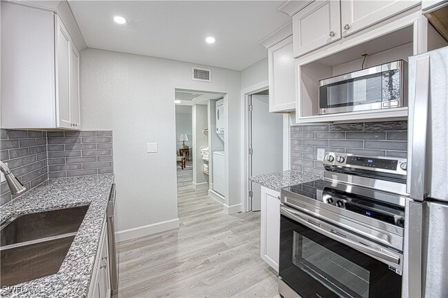 Photo - 2037 W First St Unit B