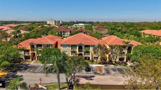 Photo - 5560 NW 61st St Unit 705