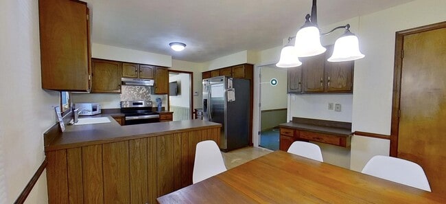 Photo - 6115 Redcoach Ln