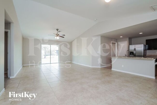 Photo - 1215 NE 2nd Pl