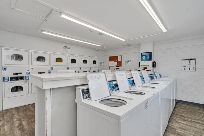 Photo - Iron Gate Apartments