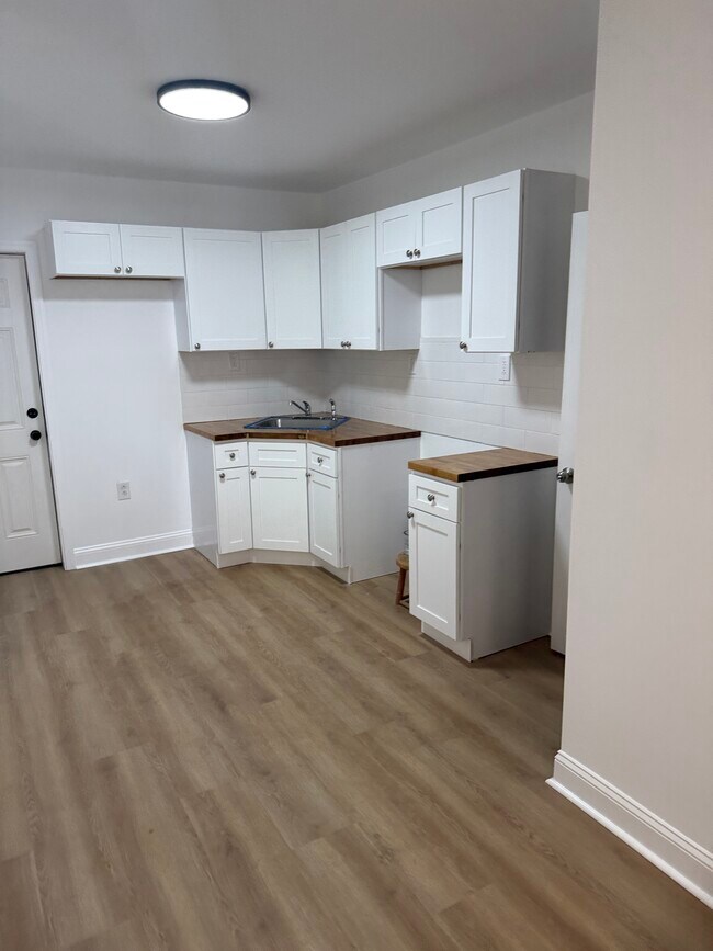 Photo - 2431 N Bancroft St