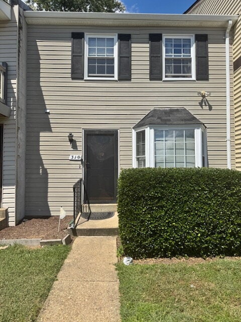Building Photo - 310 Harry S Truman Dr Rental