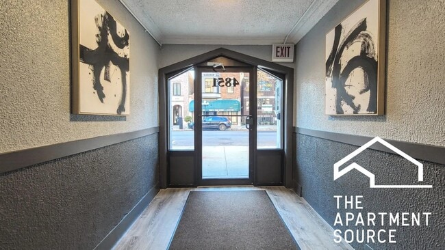 Photo - 4857 N Damen Ave Unit 203