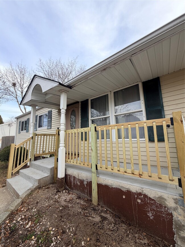 Photo - 717 Doane Ave