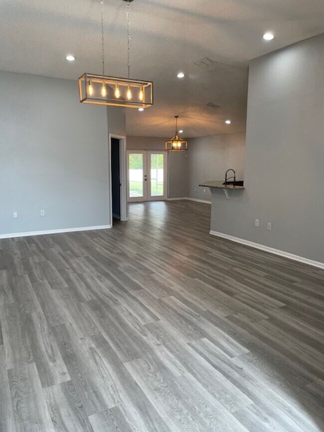 Photo - Kissimmee - Spacious 4/2, Pool Home