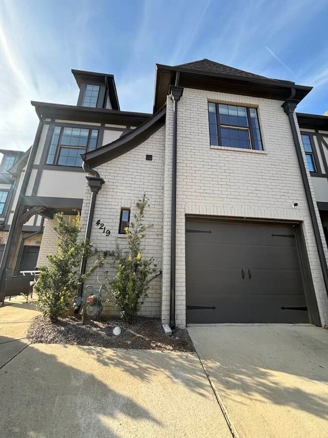 Photo - 4219 Lennox Dr