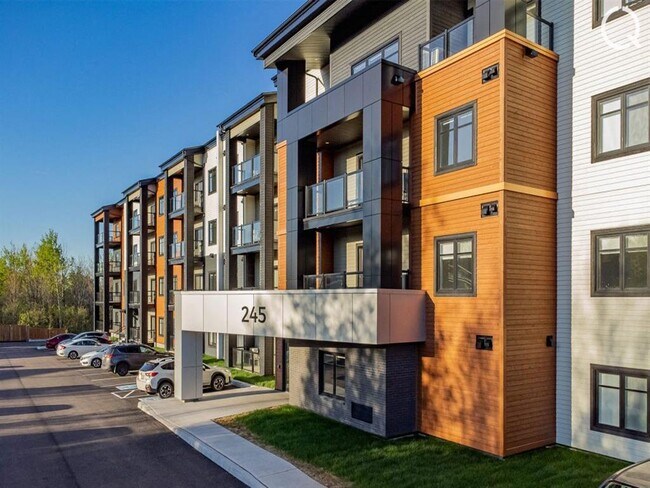 Photo - Place Sentier