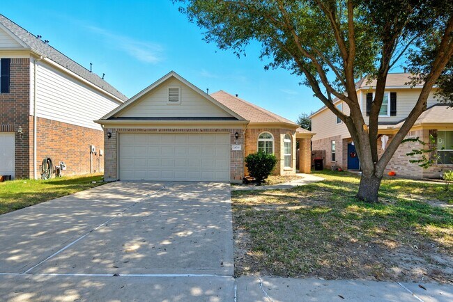 Photo - 14730 Fir Knoll Way